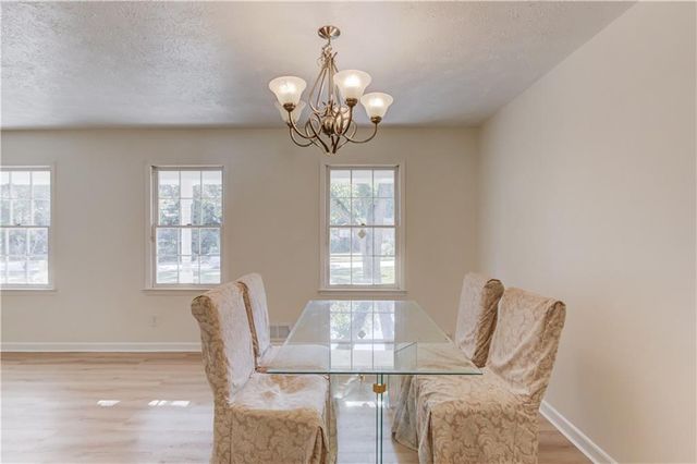 2614 Hickory Valley Drive, Snellville, GA 30078