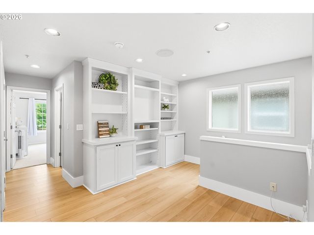 29190 Sw CHARLOTTE Ln, Wilsonville, OR 97070