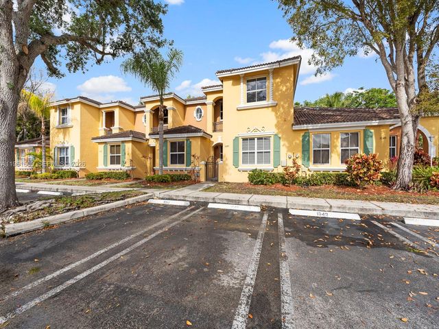 1049 NE 42nd Pl 1049, Homestead, FL 33033