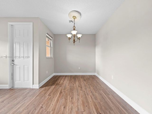 1049 NE 42nd Pl 1049, Homestead, FL 33033