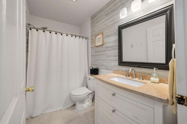 11 Humphrey Court, Charleston, SC 29403