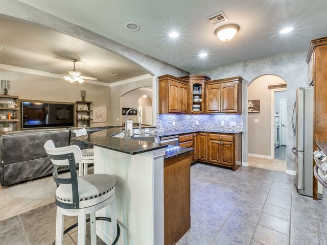1729 E 136th Place S, Bixby, OK 74008
