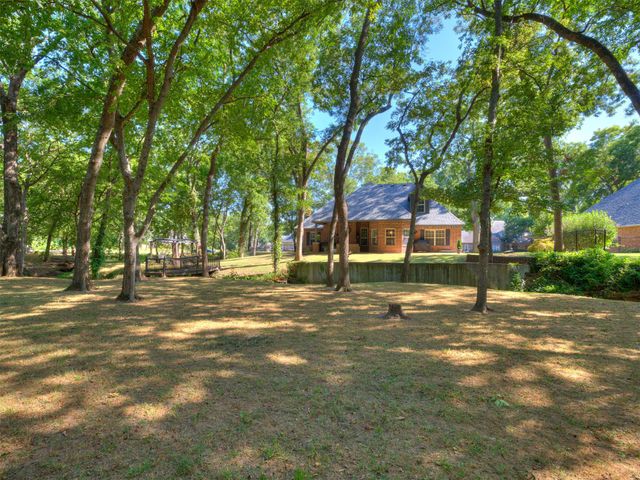 1729 E 136th Place S, Bixby, OK 74008
