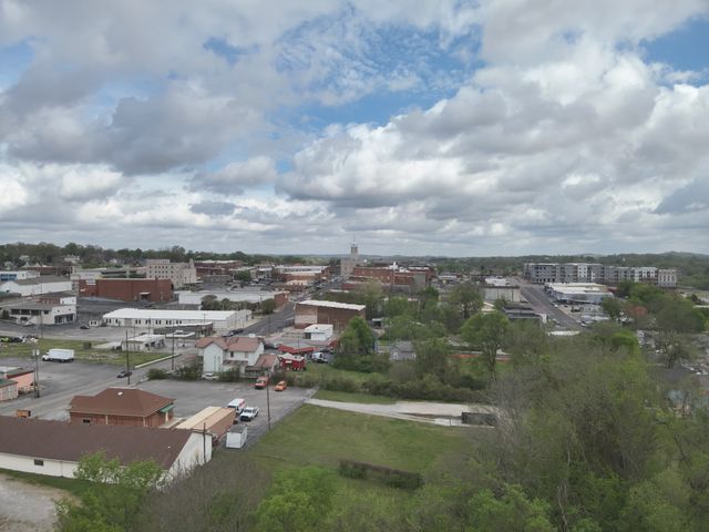 105 Andrews St, Columbia, TN 38401