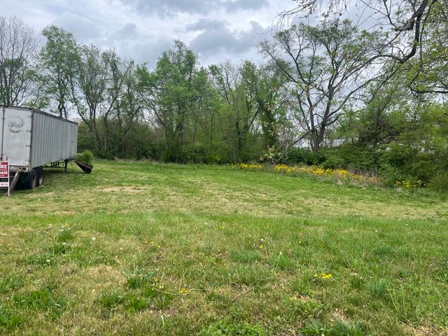 105 Andrews St, Columbia, TN 38401