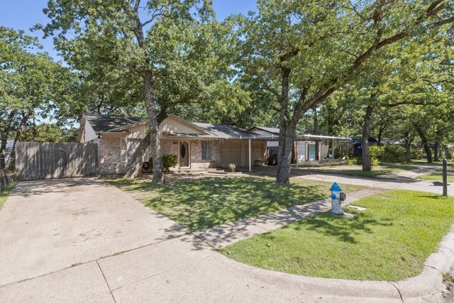 14605 Oakwood Lane, Balch Springs, TX 75180