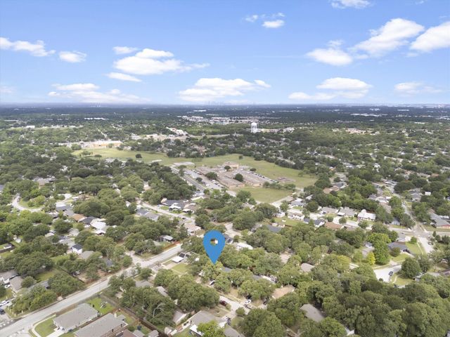 14605 Oakwood Lane, Balch Springs, TX 75180