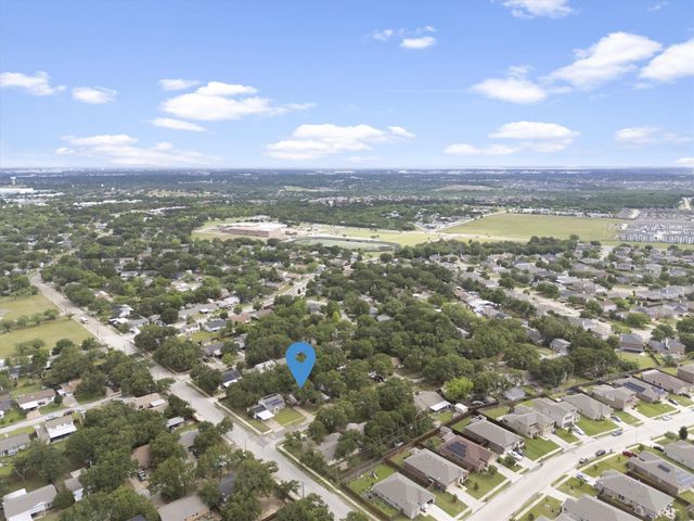 14605 Oakwood Lane, Balch Springs, TX 75180