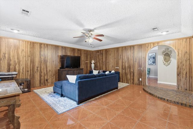14605 Oakwood Lane, Balch Springs, TX 75180
