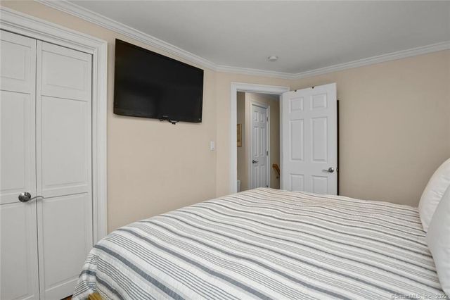 50 Craig Place, Fairfield, CT 06824