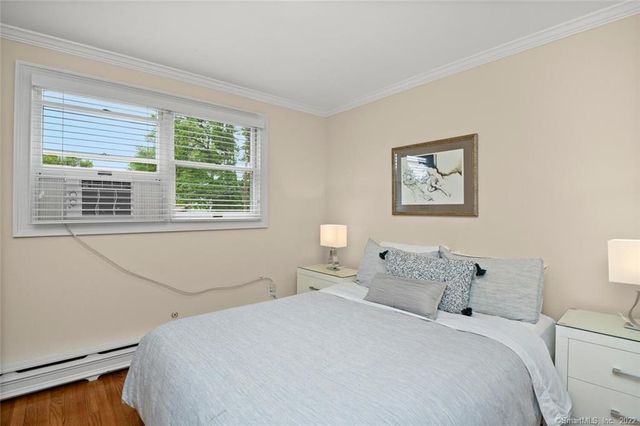 50 Craig Place, Fairfield, CT 06824