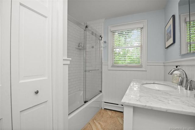 50 Craig Place, Fairfield, CT 06824