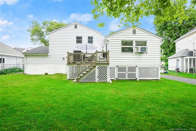 50 Craig Place, Fairfield, CT 06824