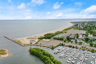 50 Craig Place, Fairfield, CT 06824