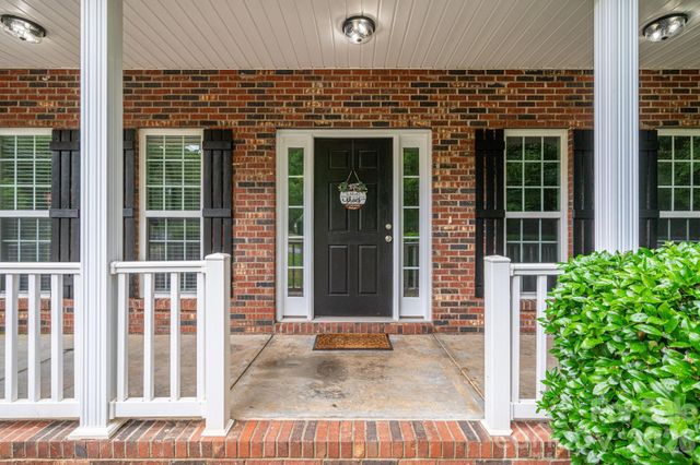 105 Tanager Lane, Mooresville, NC 28117