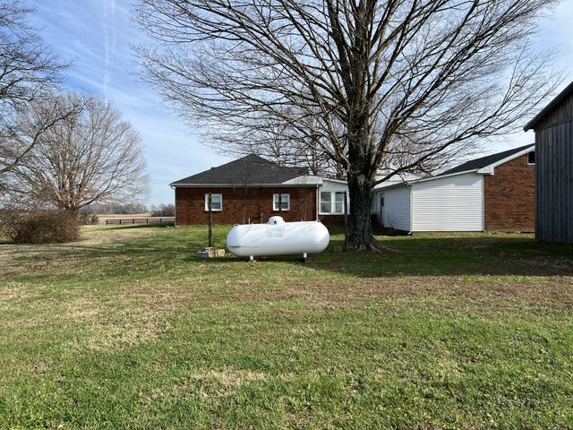 881 Dinwiddie Rd, Franklin, KY 42134