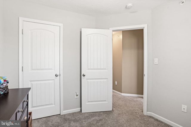 144 OVERLOOK DR, Hanover, PA 17331