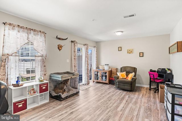 144 OVERLOOK DR, Hanover, PA 17331
