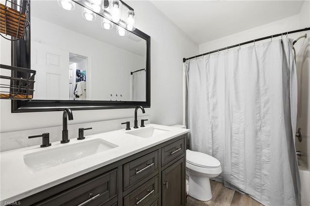 715 Dillon Street, Thomasville, NC 27360