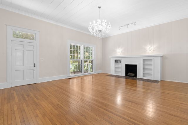 219 Old Mill Rd, Winchester, TN 37398