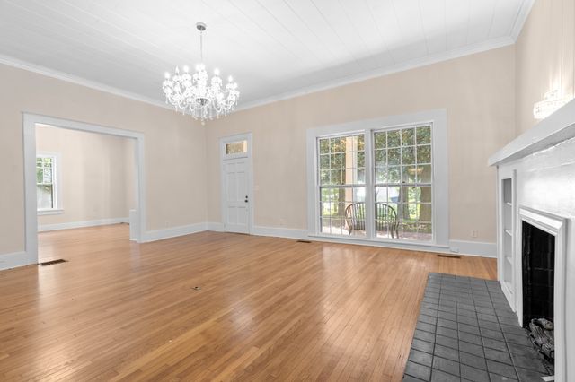 219 Old Mill Rd, Winchester, TN 37398