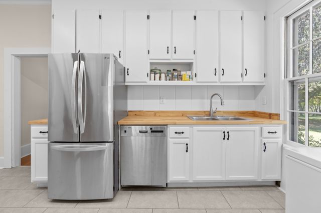 219 Old Mill Rd, Winchester, TN 37398