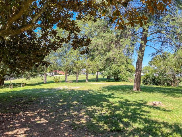 219 Old Mill Rd, Winchester, TN 37398