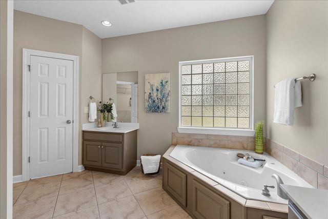 3874 Sweet Bay Lane, Apison, TN 37302