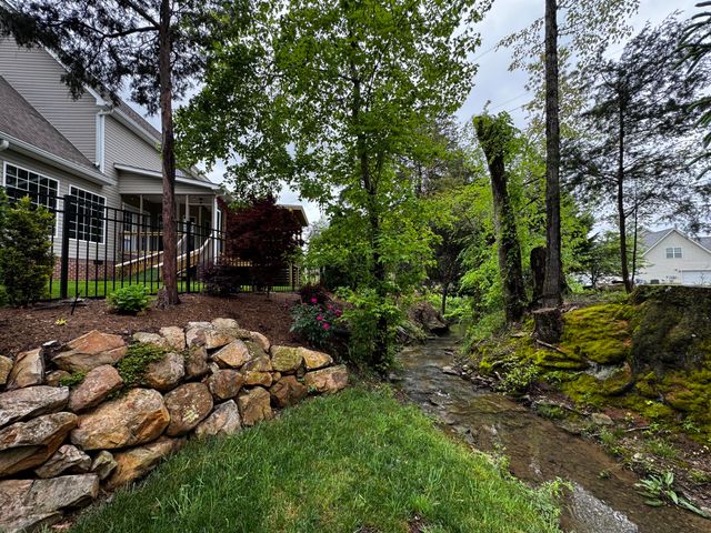 3874 Sweet Bay Lane, Apison, TN 37302