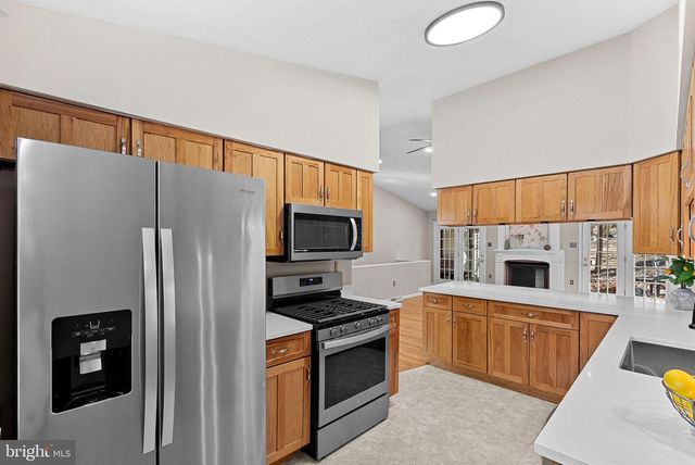 528 NORTHWOOD CIR, Cross Junction, VA 22625