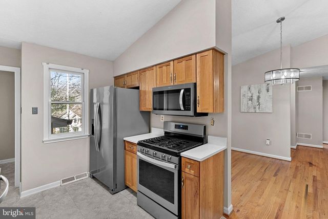 528 NORTHWOOD CIR, Cross Junction, VA 22625