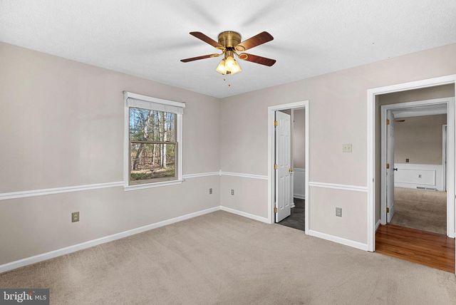 528 NORTHWOOD CIR, Cross Junction, VA 22625