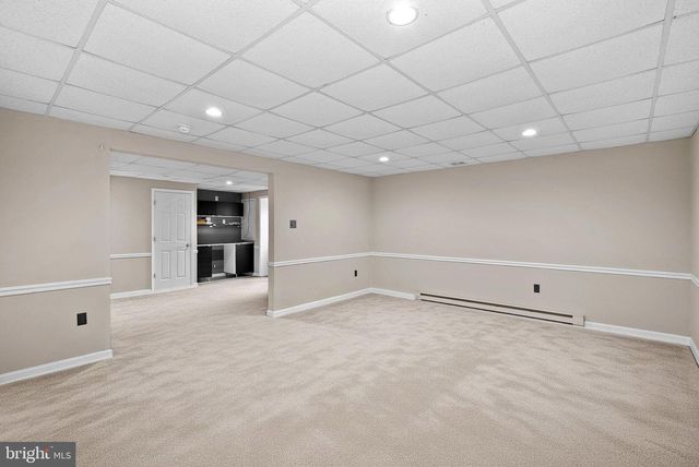 528 NORTHWOOD CIR, Cross Junction, VA 22625