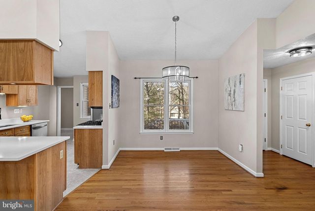 528 NORTHWOOD CIR, Cross Junction, VA 22625