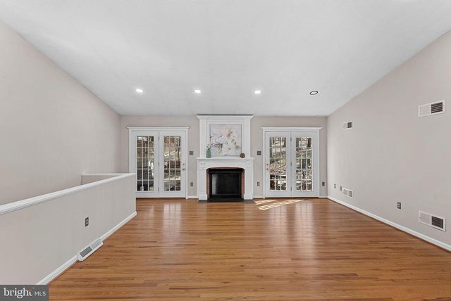 528 NORTHWOOD CIR, Cross Junction, VA 22625