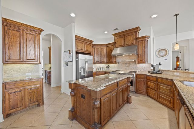 4804 Sangers Court, Fort Worth, TX 76244