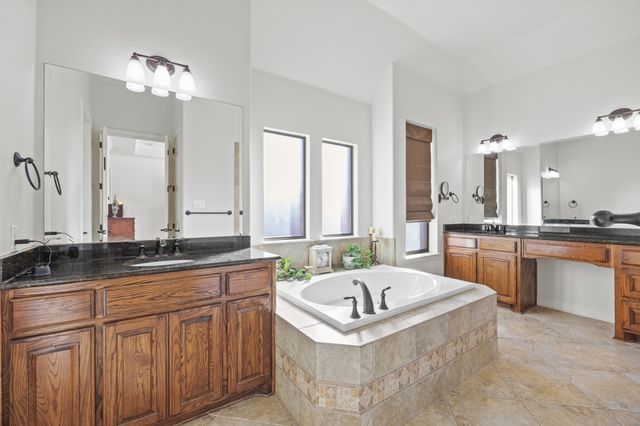 4804 Sangers Court, Fort Worth, TX 76244