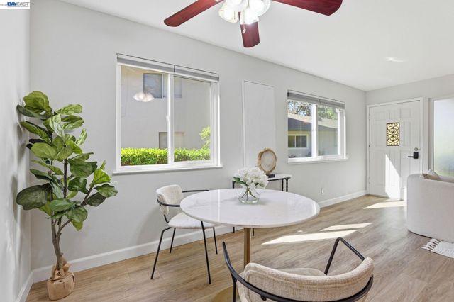 2216 Segundo Ct 2, Pleasanton, CA 94588