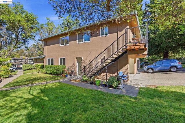 2216 Segundo Ct 2, Pleasanton, CA 94588