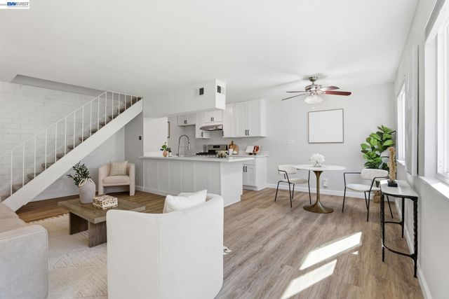 2216 Segundo Ct 2, Pleasanton, CA 94588