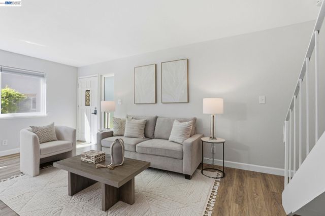 2216 Segundo Ct 2, Pleasanton, CA 94588