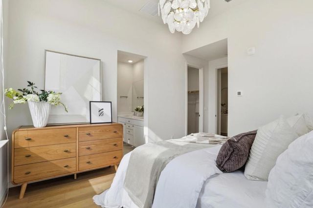 816 Julian Terrace 5, Sunnyvale, CA 94085