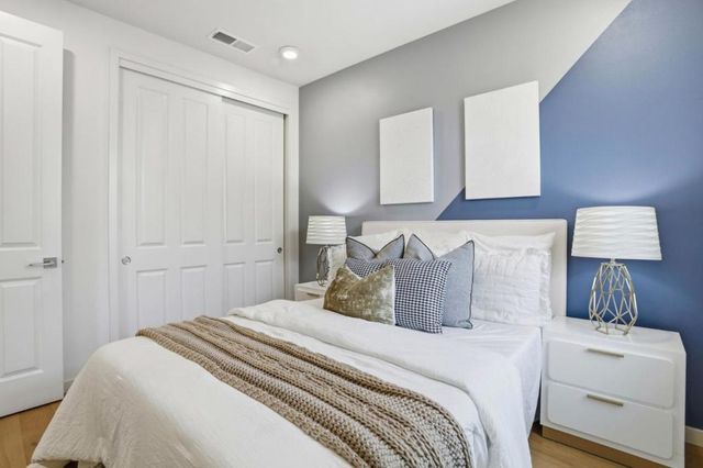 816 Julian Terrace 5, Sunnyvale, CA 94085