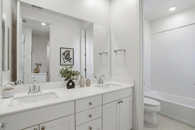 816 Julian Terrace 5, Sunnyvale, CA 94085