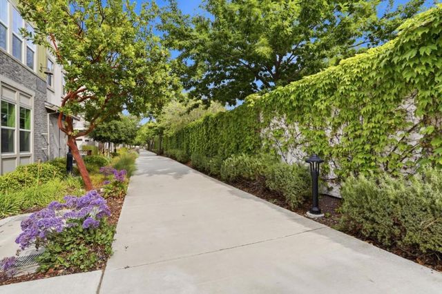 816 Julian Terrace 5, Sunnyvale, CA 94085