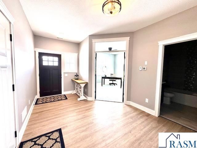 328 Dancing Waters Circle, Mankato, MN 56001