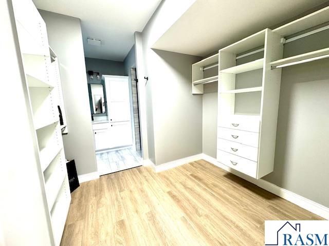 328 Dancing Waters Circle, Mankato, MN 56001