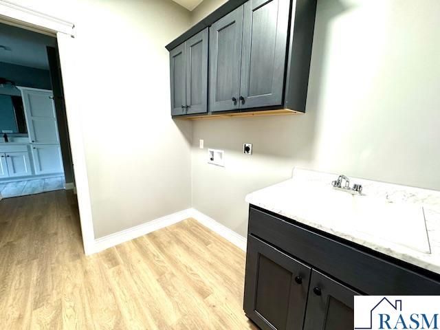 328 Dancing Waters Circle, Mankato, MN 56001