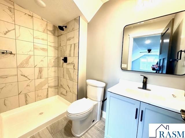 328 Dancing Waters Circle, Mankato, MN 56001