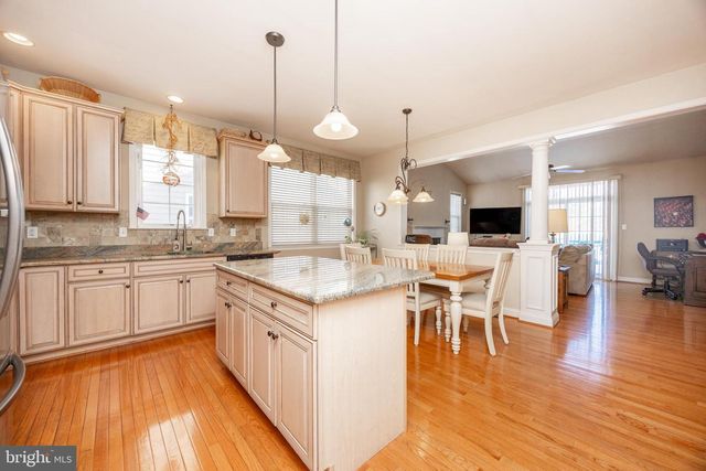 4335 MEADOWRIDGE LN, Collegeville, PA 19426